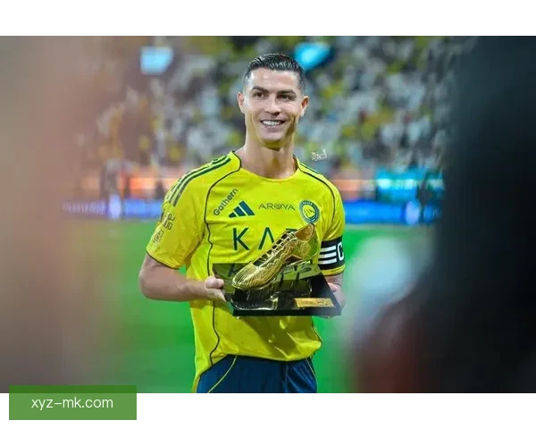 C罗刷新沙特联赛单季进球纪录荣获金靴奖